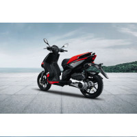 Aprilia SR 150 Carbon ABS